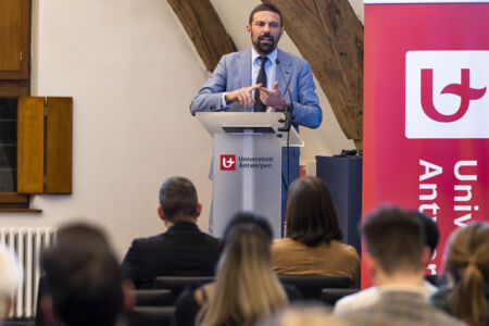 4588_Antwerp Law Net Alumni Event_0379.jpg