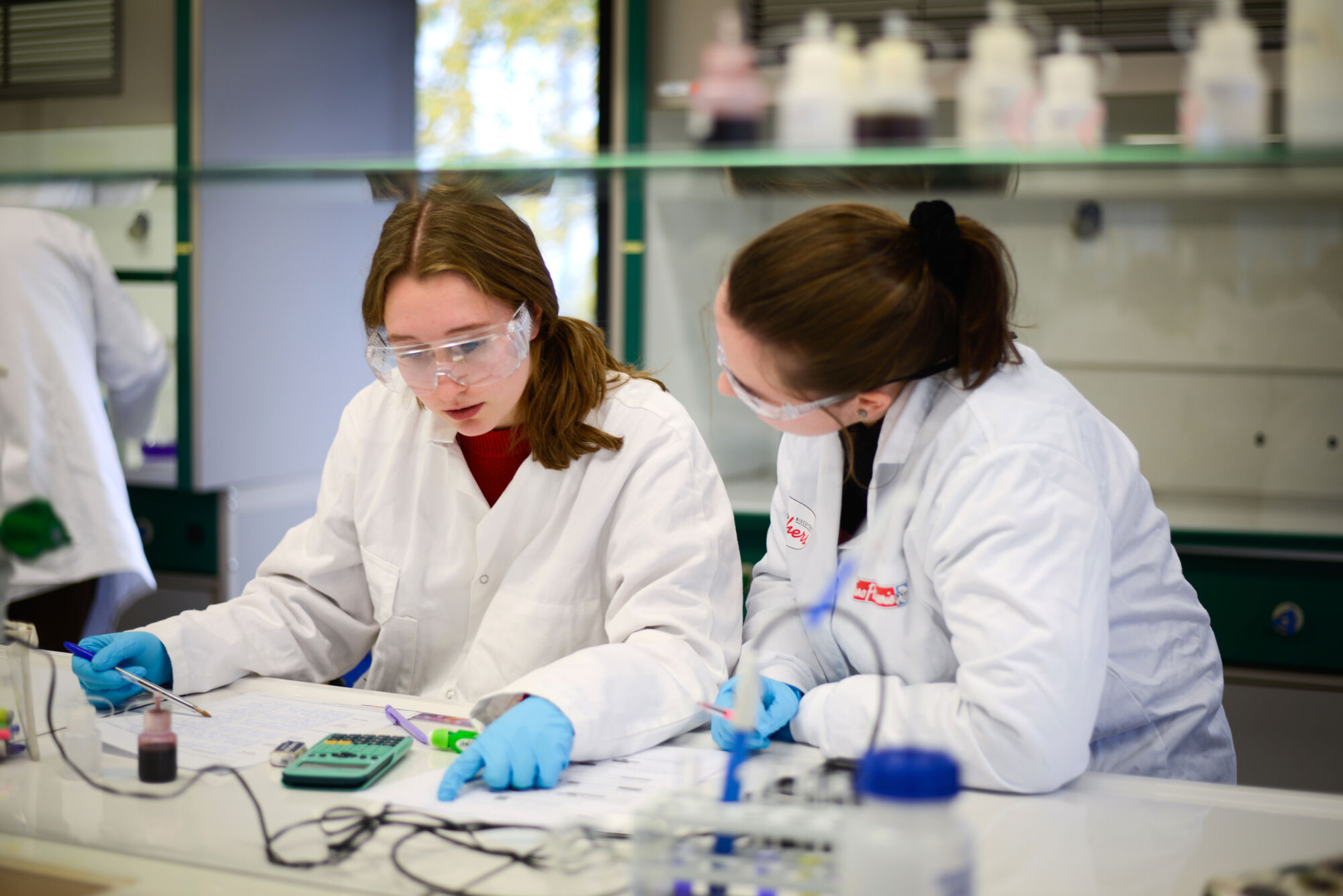 Practicum chemie voor handelsingenieurs (4).jpg