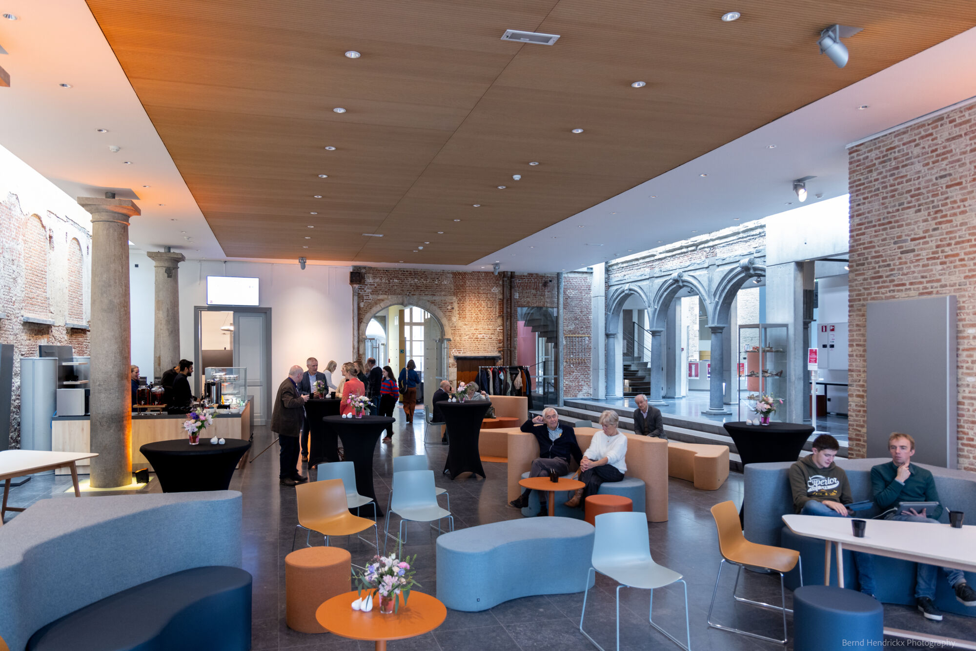 Info- en netwerkreceptie schenken en legateren aan UAntwerpen