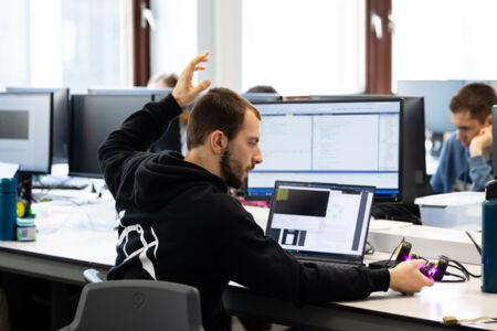 lessen IW: elektronica-ICT