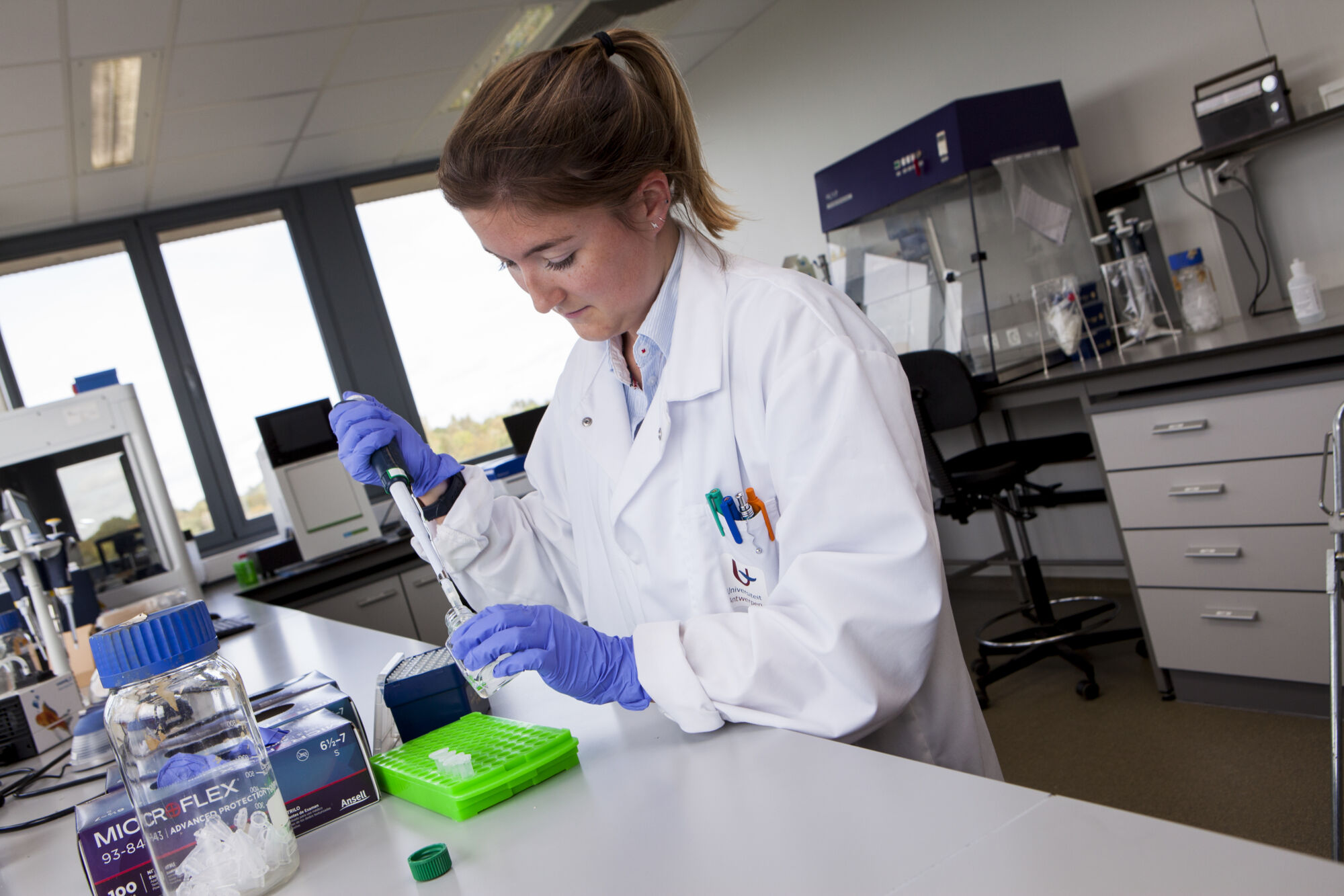 Laboratory of Medical Microbiology (48).jpg