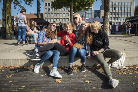 Students on Stage - Wilrijk (12).jpg