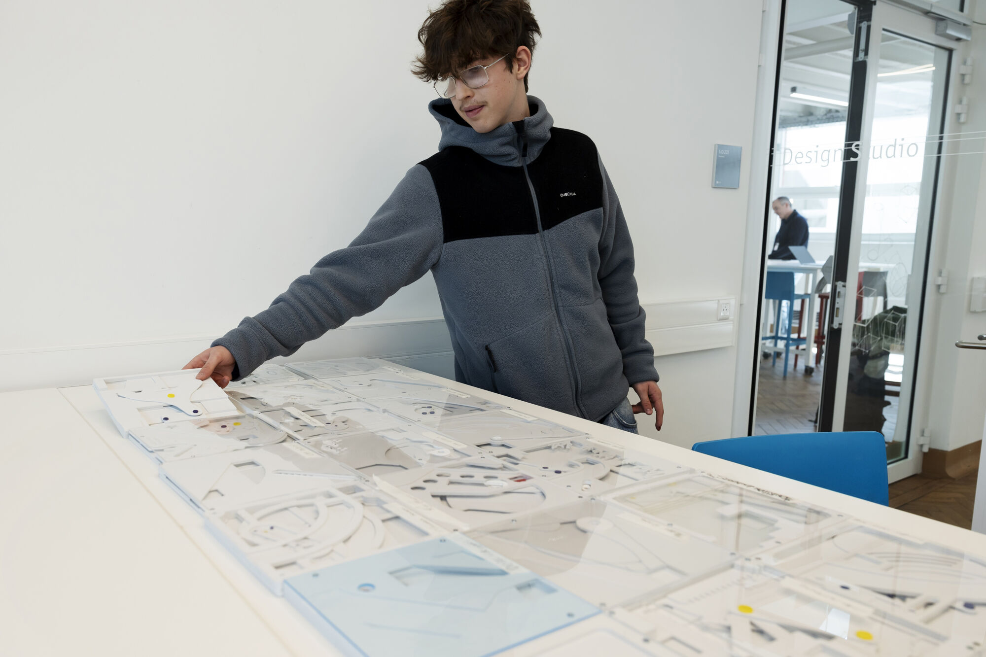 Design student FOW aan het werk