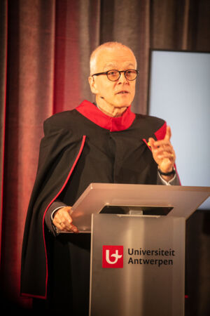 Eredoctoraten Anne-Mie Van Kerckhoven en Paul Van Hoeydonck (18).jpg