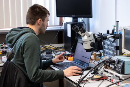 lessen IW: elektronica-ICT