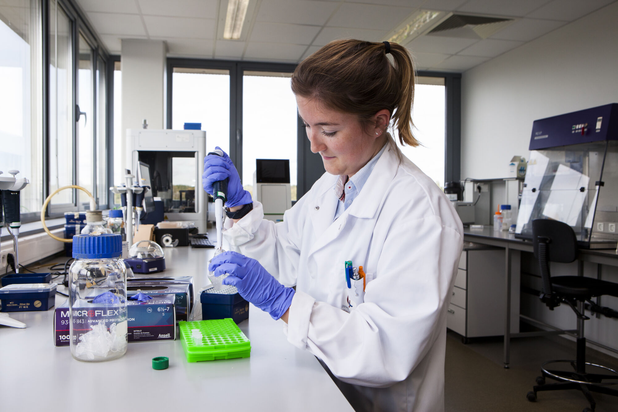 Laboratory of Medical Microbiology (47).jpg