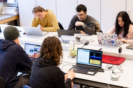 lessen IW: elektronica-ICT