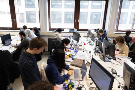 lessen IW: elektronica-ICT