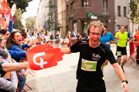 Antwerp 10 Miles & Marathon 2021 (10).jpg