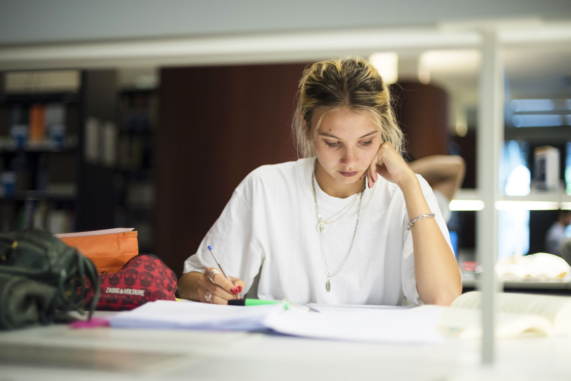 Studeren in de bibliotheek (19).jpg