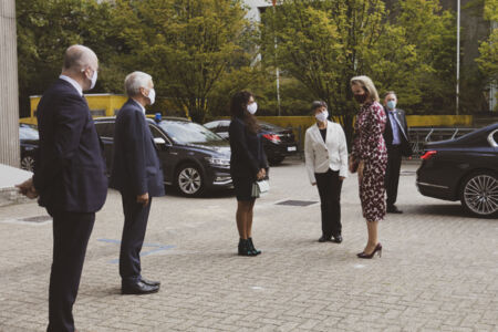 Koningin Mathilde bezoekt Centrum voor de Evaluatie van Vaccinaties (5).JPG