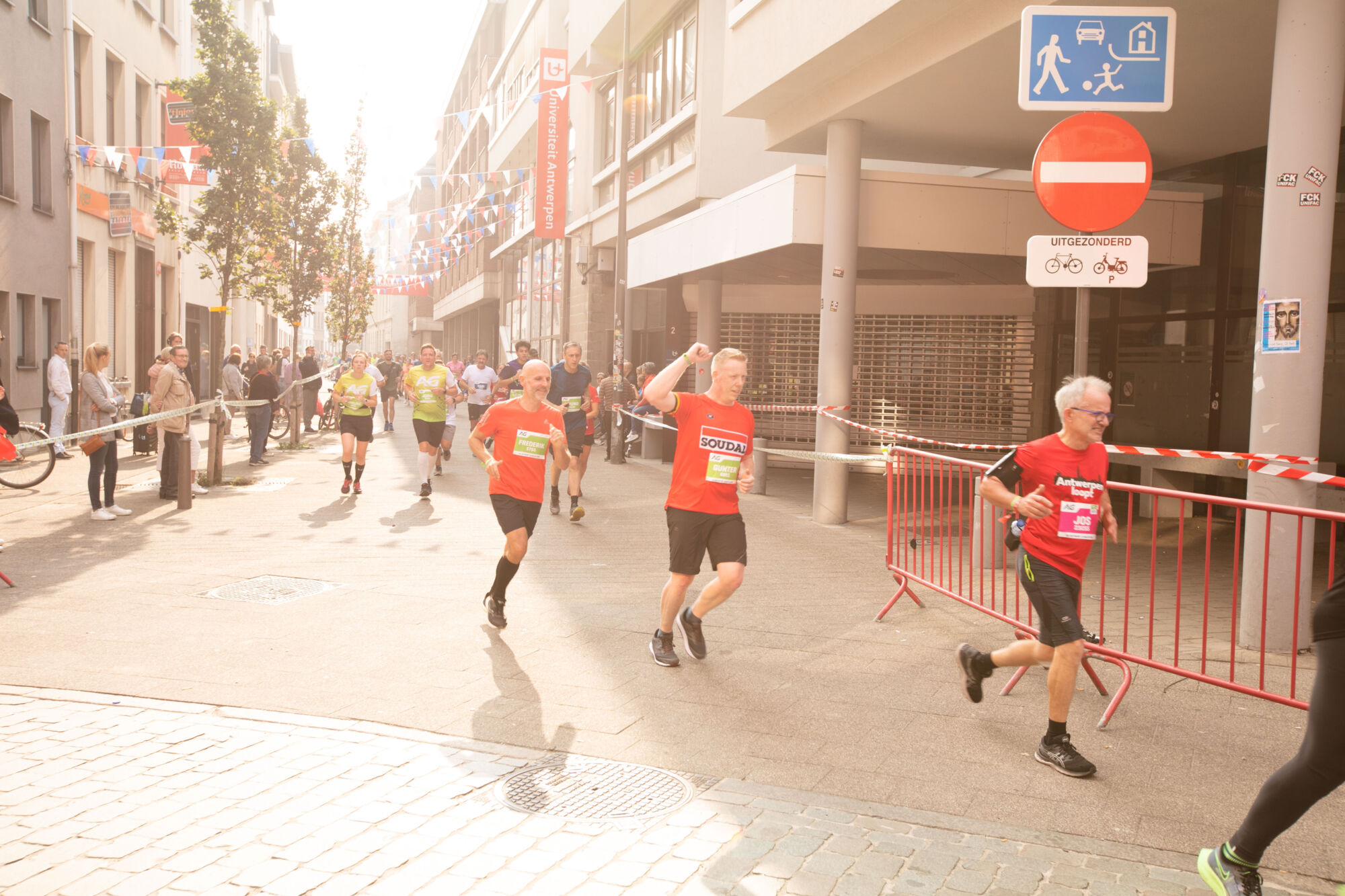 Antwerp 10 Miles & Marathon 2021 (21).jpg