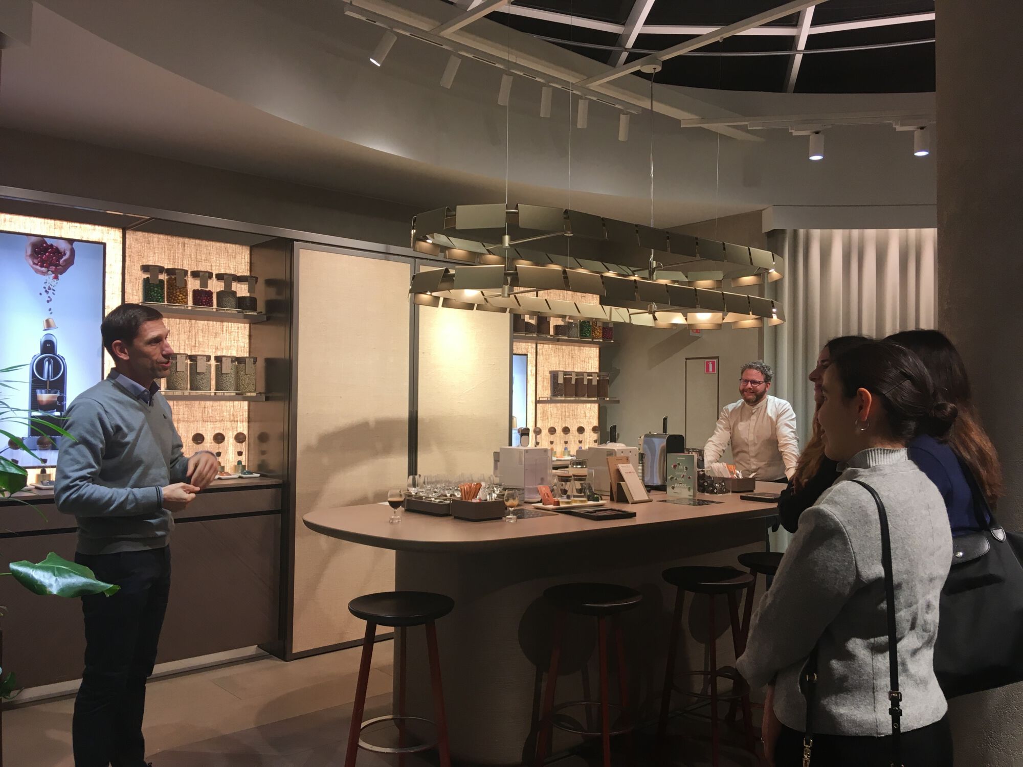 Bedrijfsbezoek Nespresso Store (2).jpg