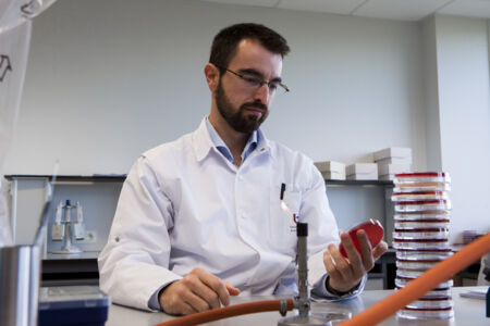 Laboratory of Medical Microbiology (11).jpg