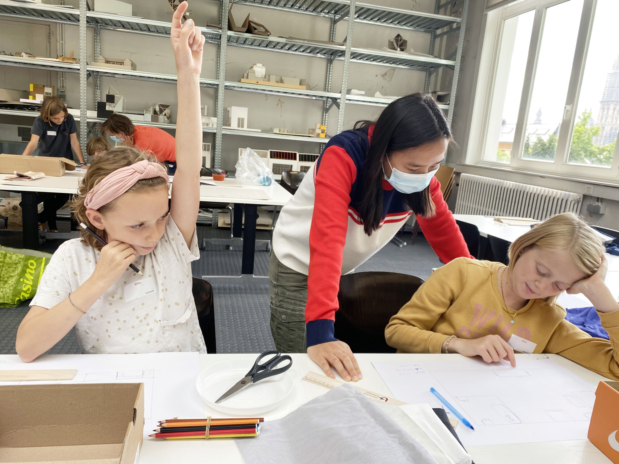 Kinderuniversiteit 2021- Ontwerp een kamer voor je favoriete personage (10).JPG
