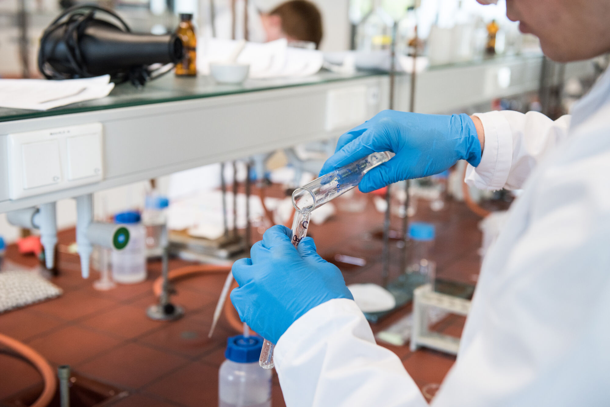 Practicum chemie (14).jpg