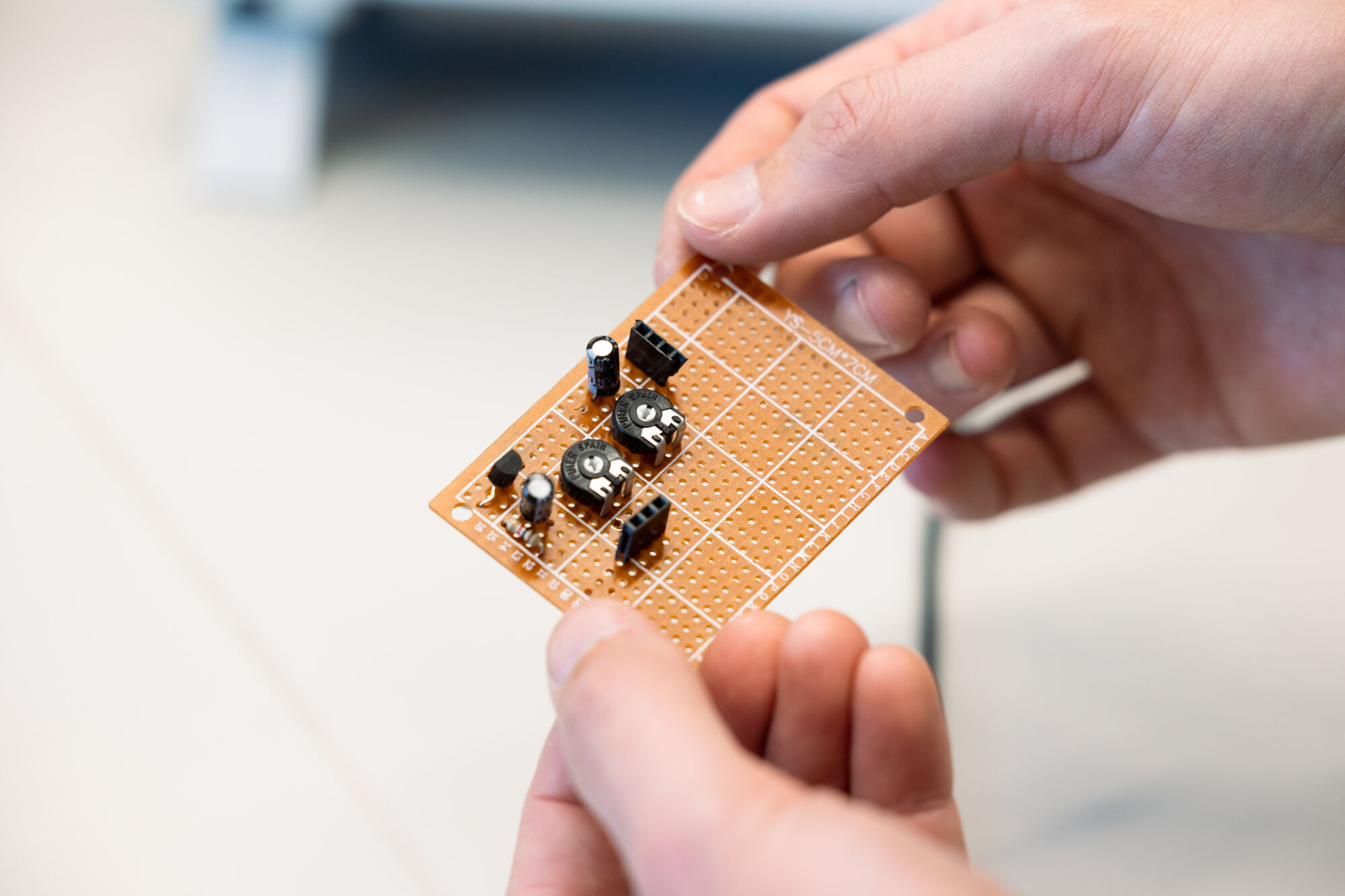 lessen IW: elektronica-ICT