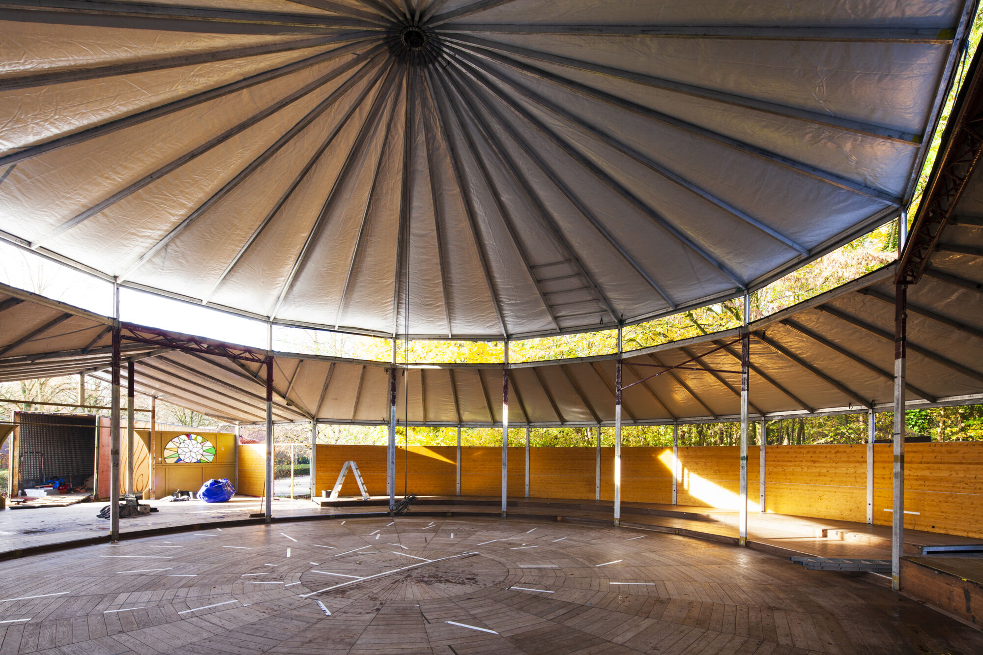 Spiegeltent Campus Drie Eiken