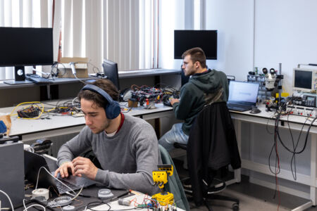 lessen IW: elektronica-ICT
