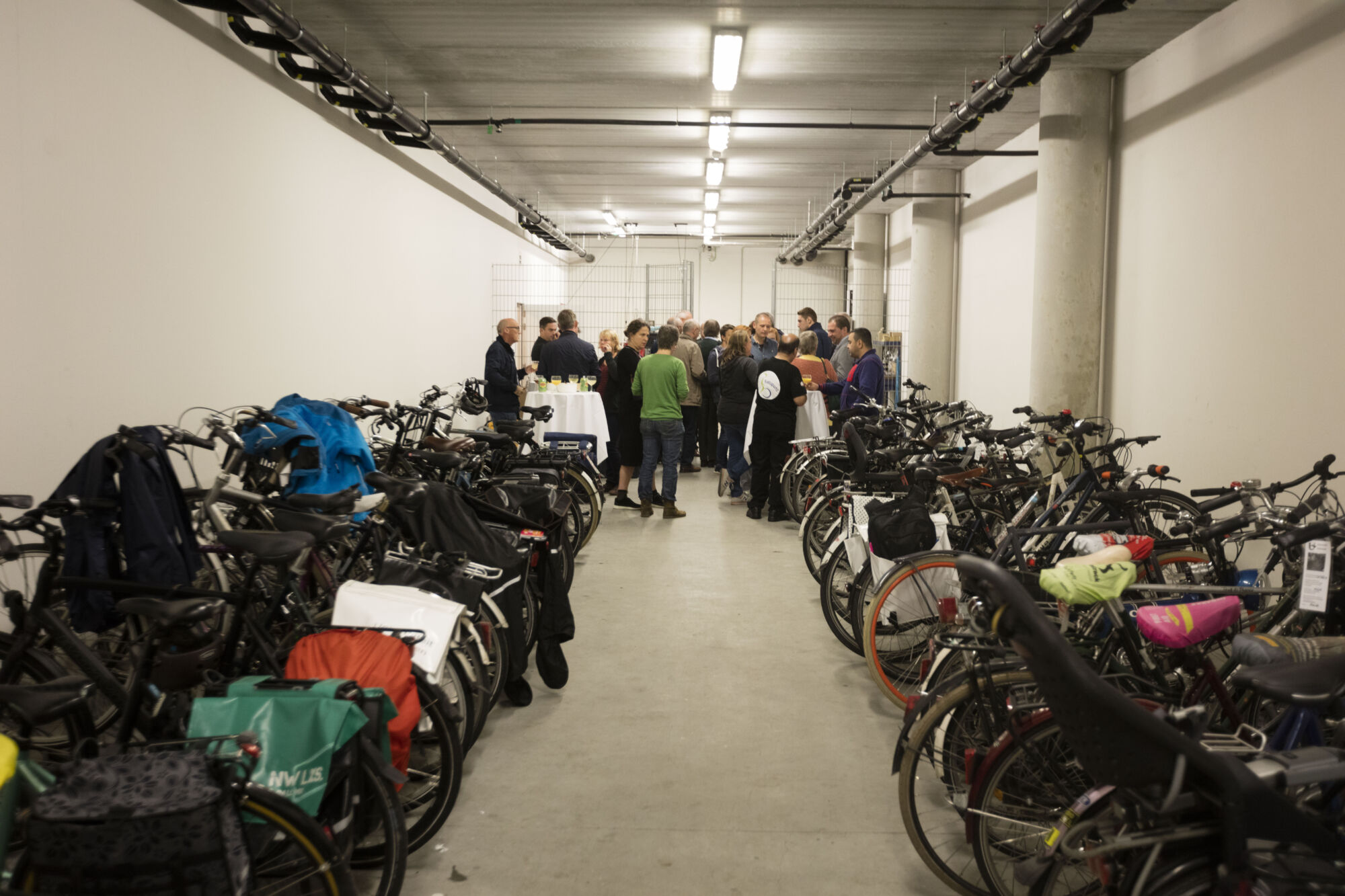 Opening fietsherstelwerkplaats Stadscampus (38).jpg