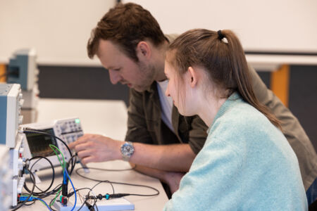 lessen IW: elektronica-ICT