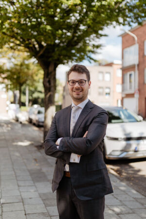 prof. dr. Cedric Jenart