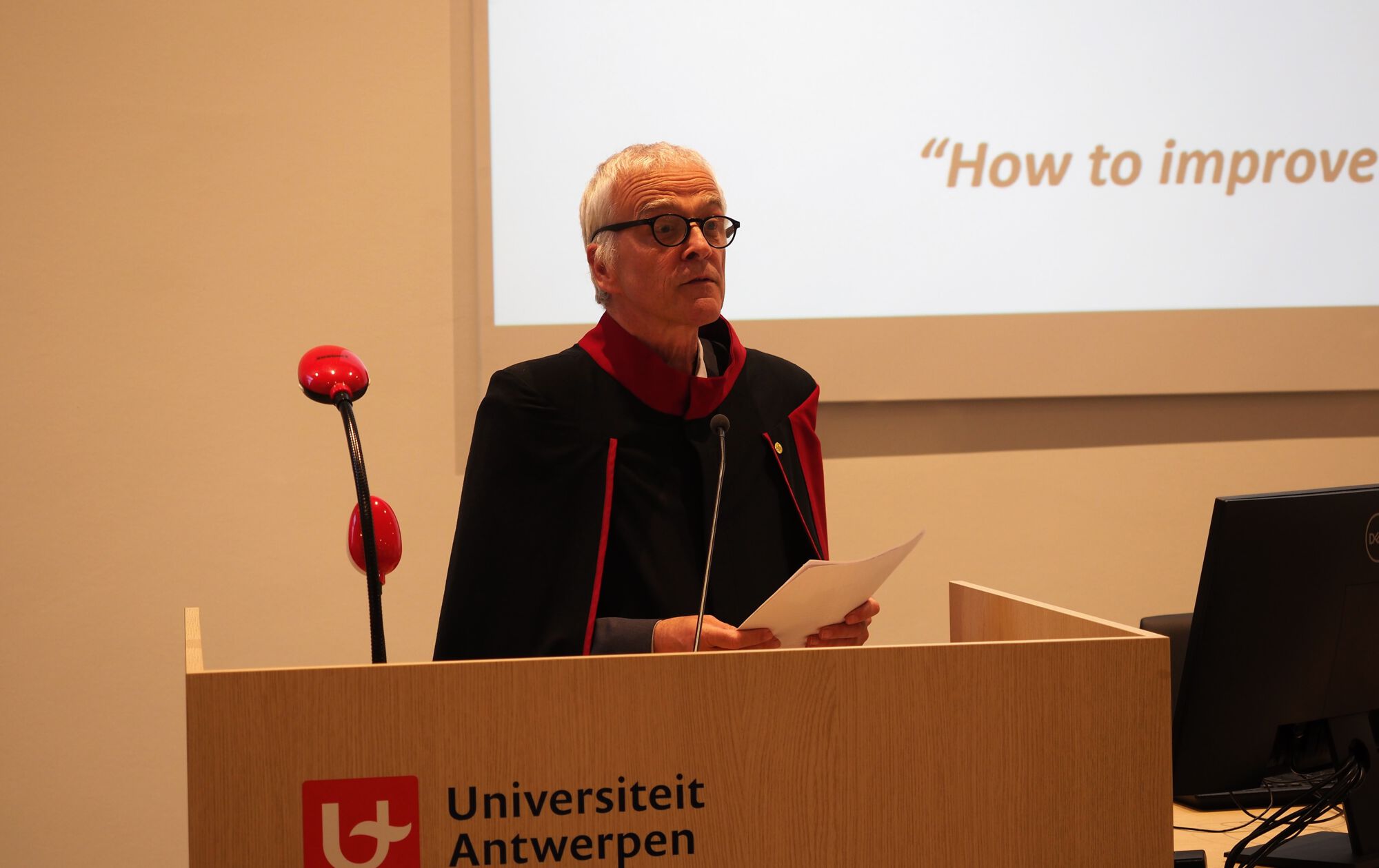 International Collen-Francqui Professor: Philippe De Wals