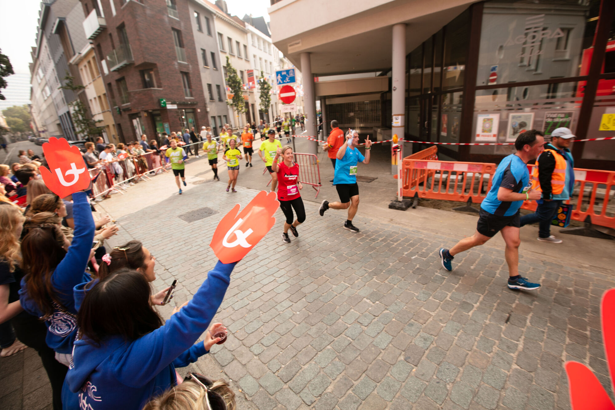Antwerp 10 Miles & Marathon 2021 (24).jpg