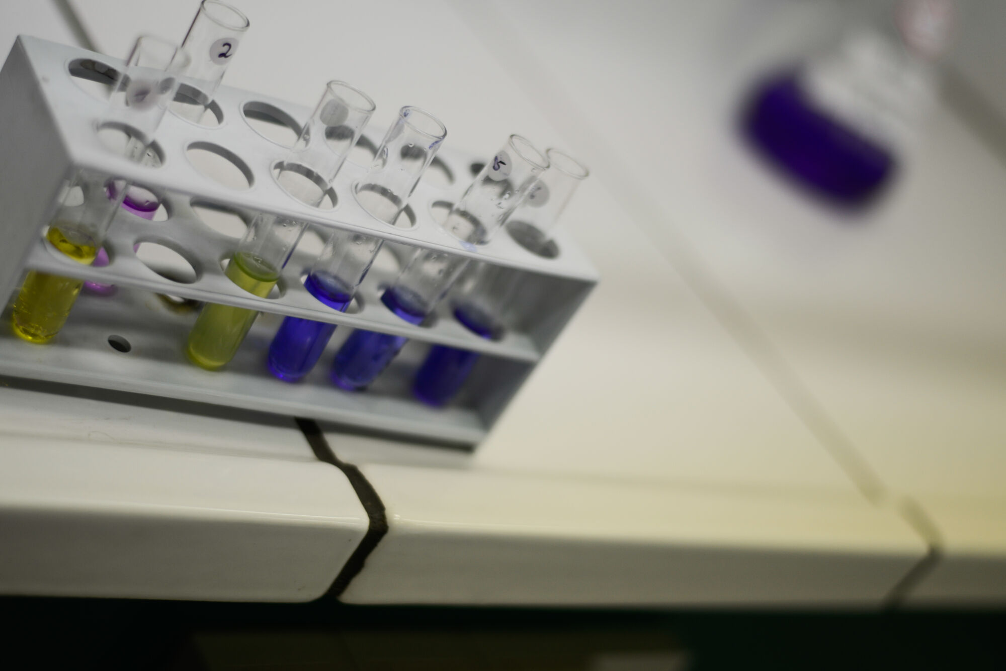 Practicum chemie voor handelsingenieurs (8).jpg