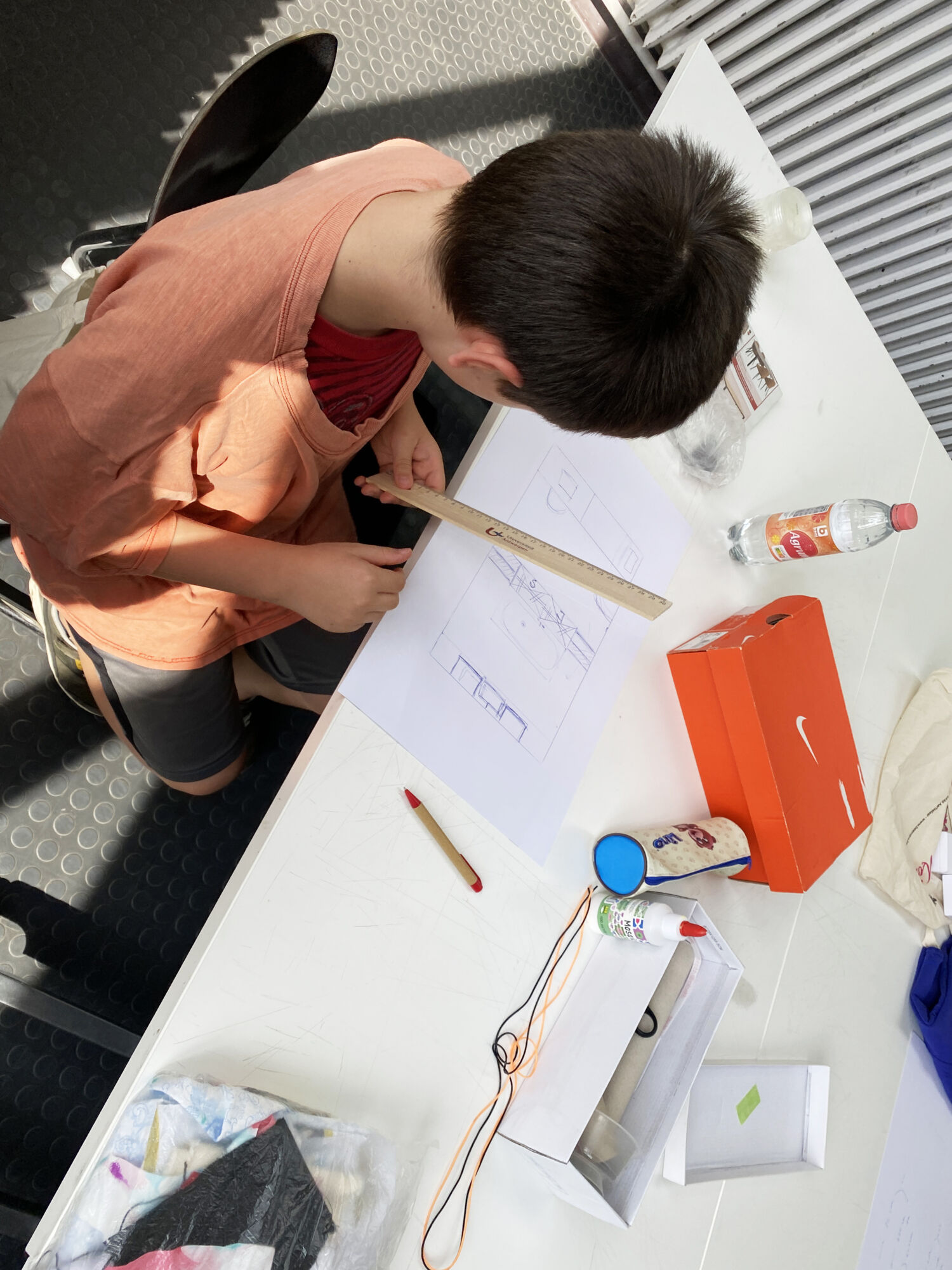 Kinderuniversiteit 2021- Ontwerp een kamer voor je favoriete personage (9).JPG