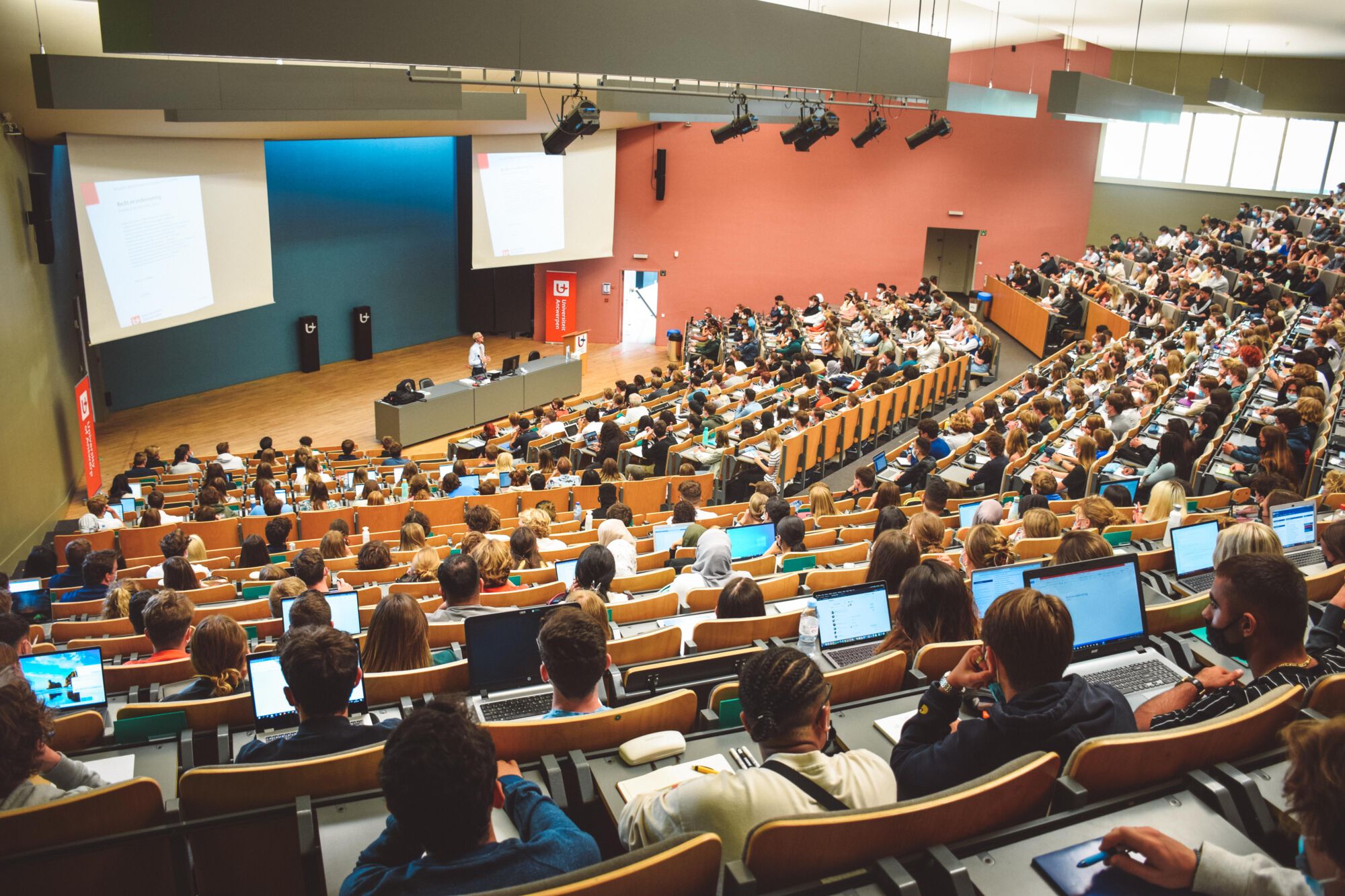 Hoorcollege recht en onderneming (1).jpg
