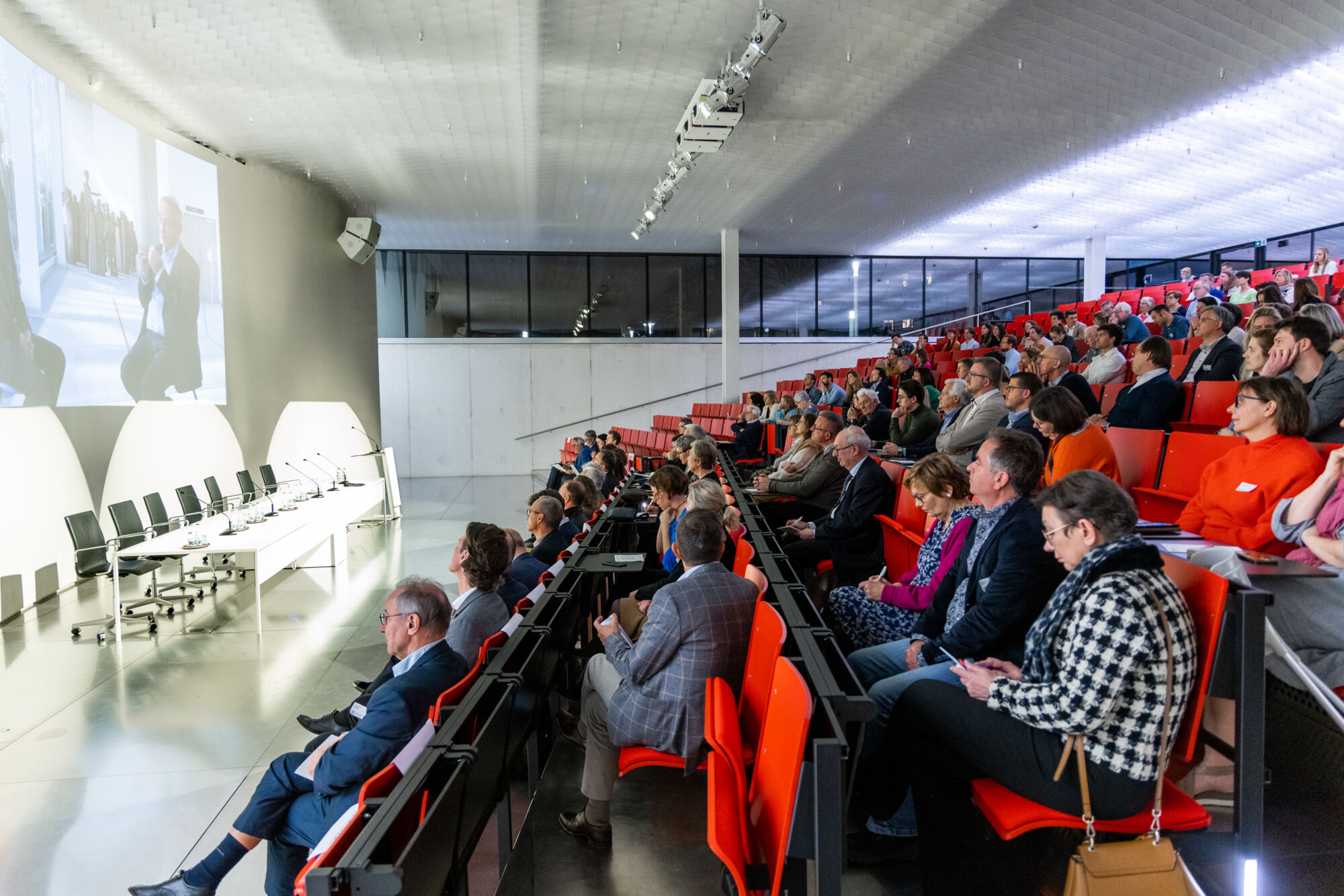 047_symposium_UMCA_4496.jpg