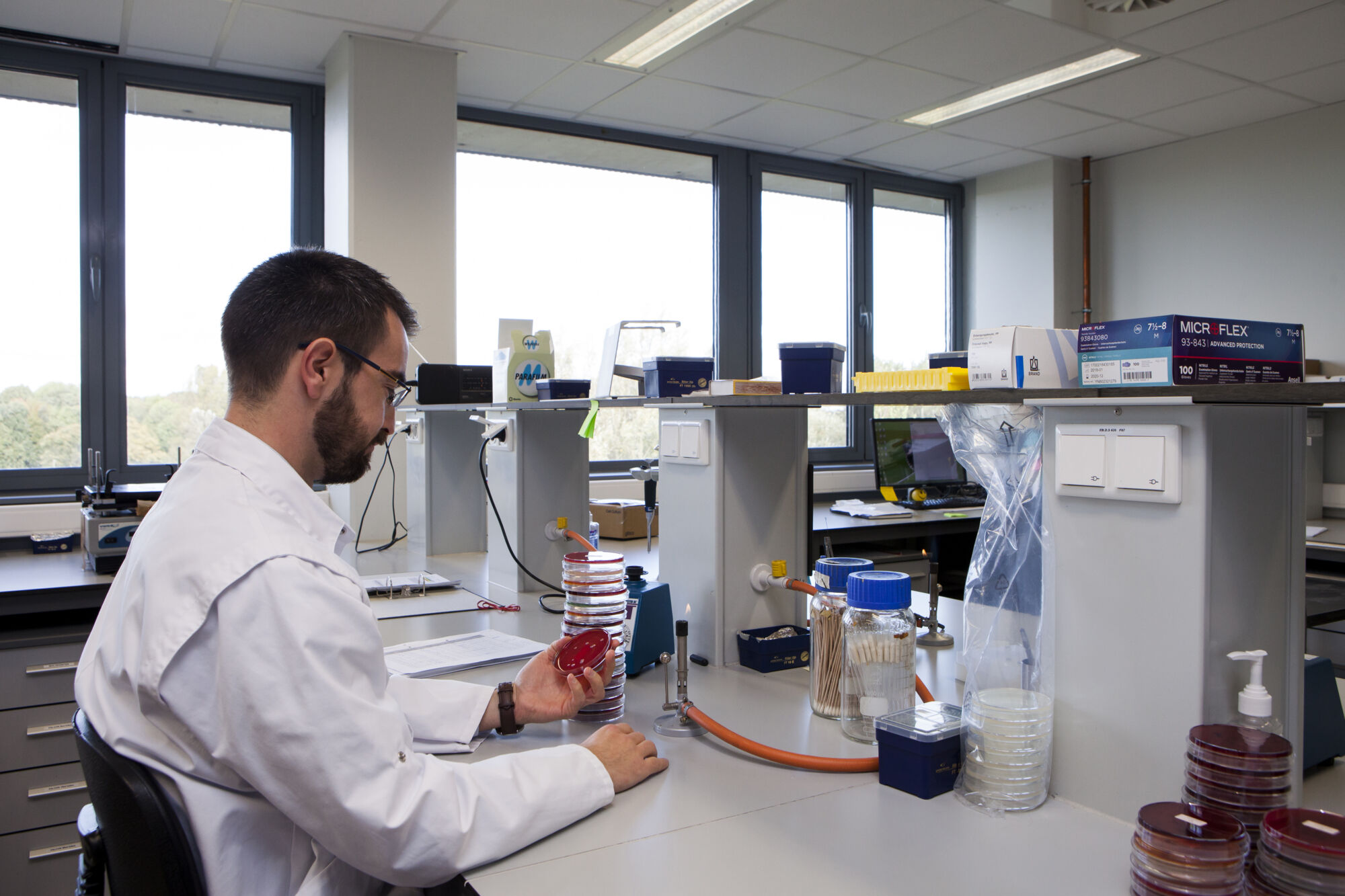Laboratory of Medical Microbiology (6).jpg