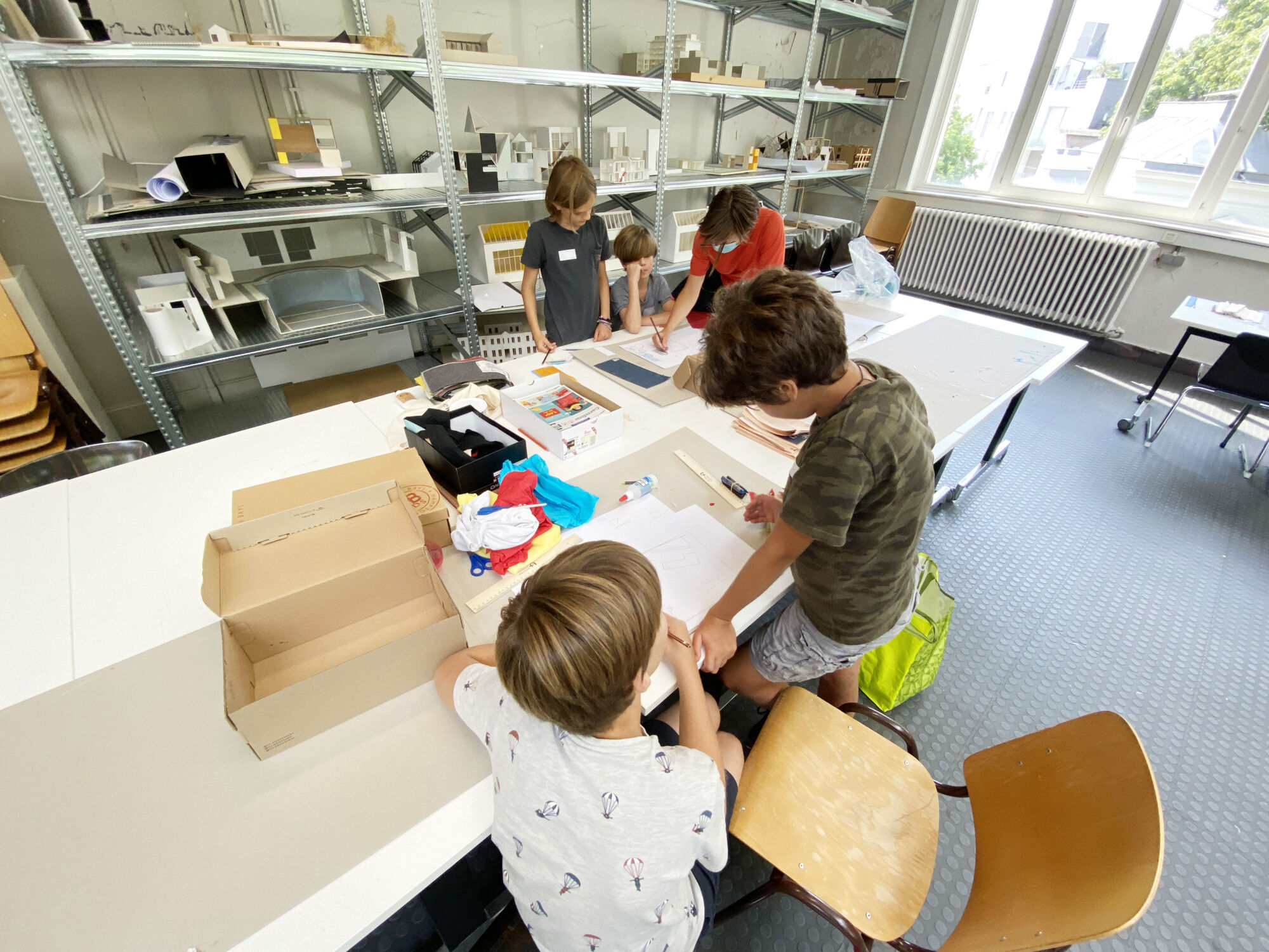Kinderuniversiteit 2021- Ontwerp een kamer voor je favoriete personage (16).JPG