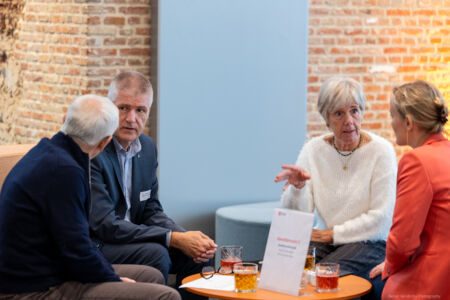 Info- en netwerkreceptie schenken en legateren aan UAntwerpen