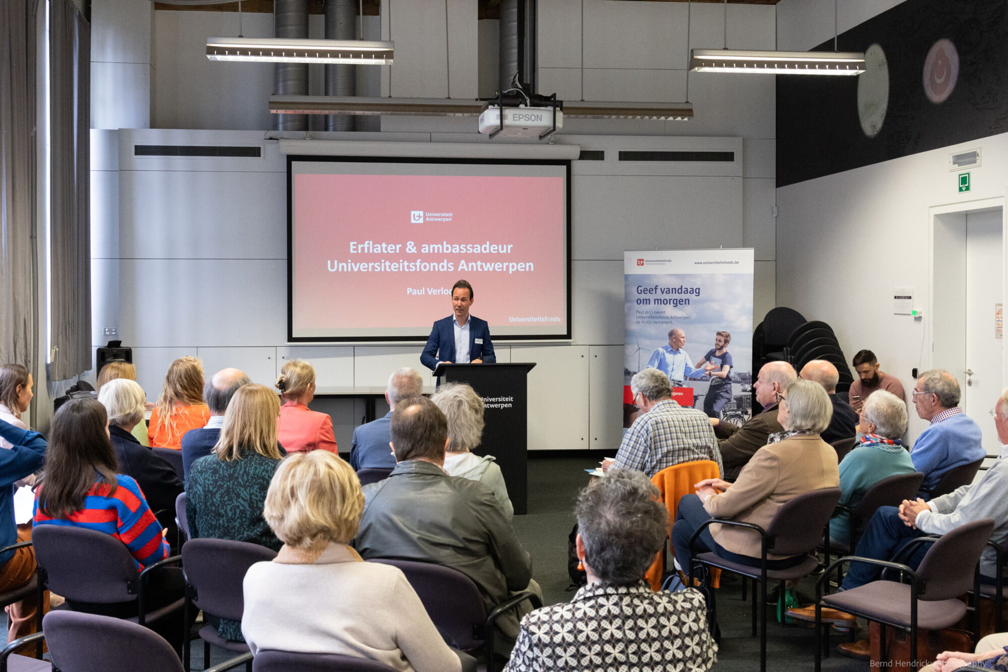 Info- en netwerkreceptie schenken en legateren aan UAntwerpen