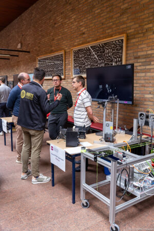 Faculteit Toegepaste Ingenieurswetenschappen Onderzoeksdag – Research in Action (22 mei 2025) - 16.jpg