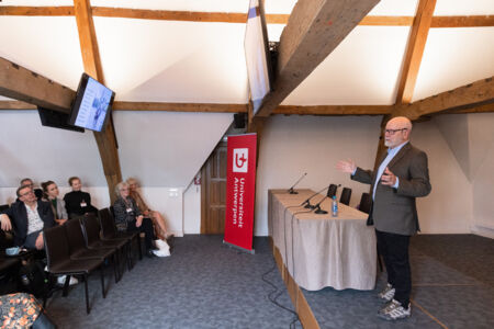 Rapid Evolution in the Anthropocene symposium