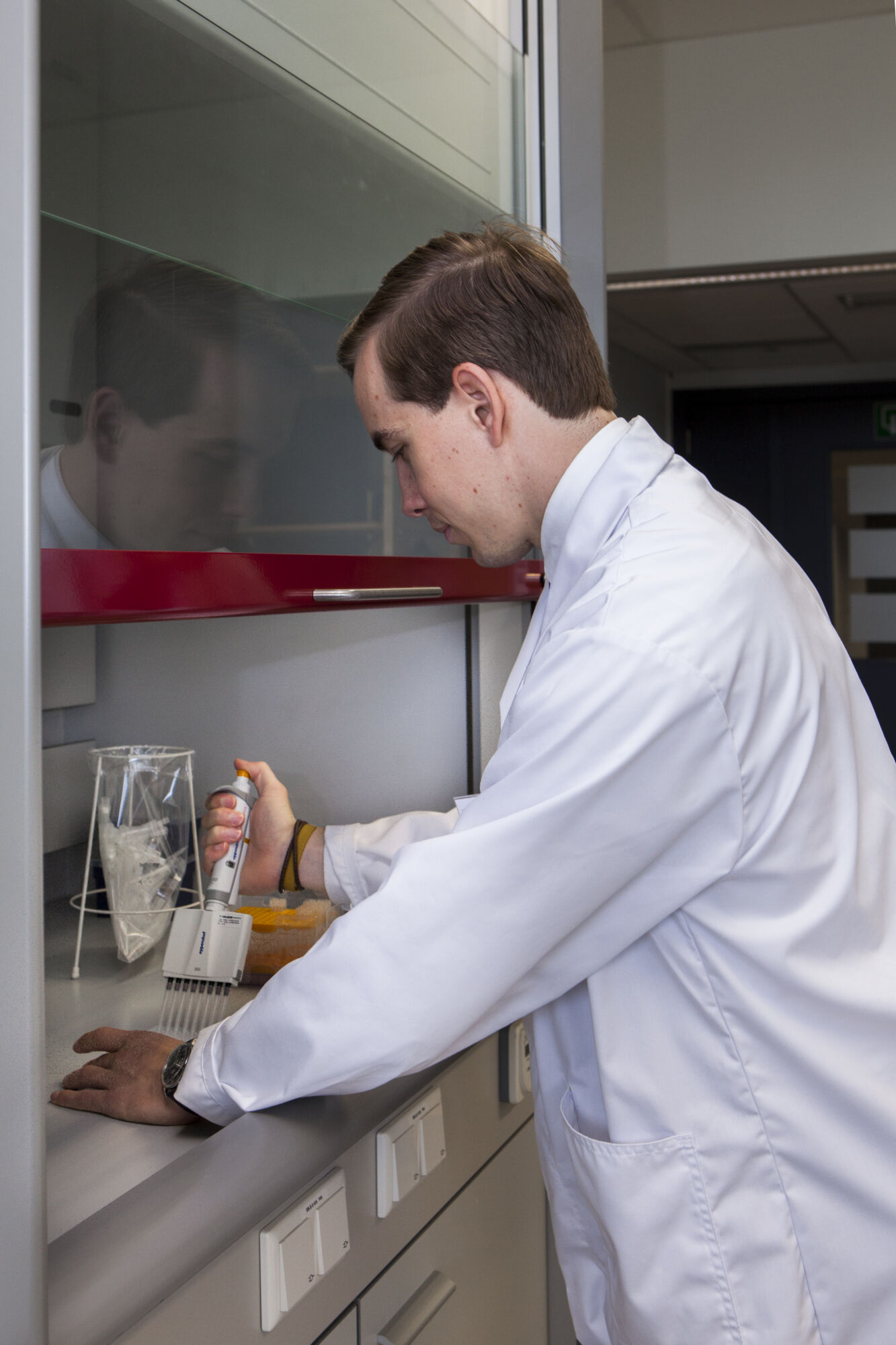 Laboratory of Medical Microbiology (64).jpg