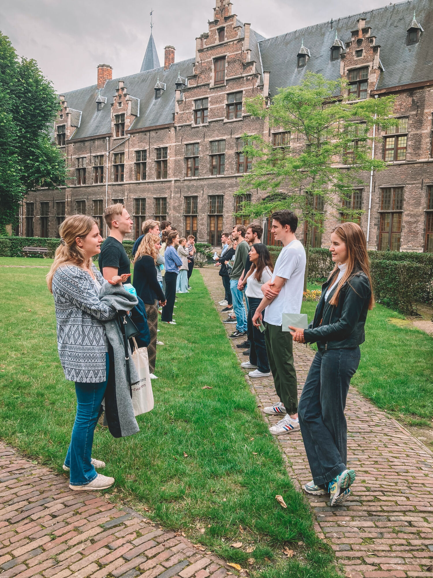 Summerschool_FBE_2021_Doing business in the US and China (3).jpg