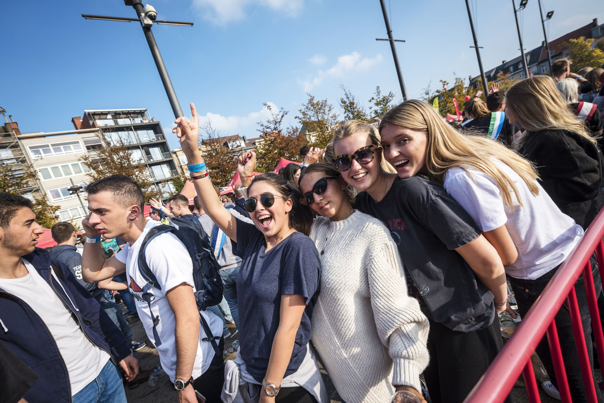 Students on Stage - Sint-Jansplein (18).jpg