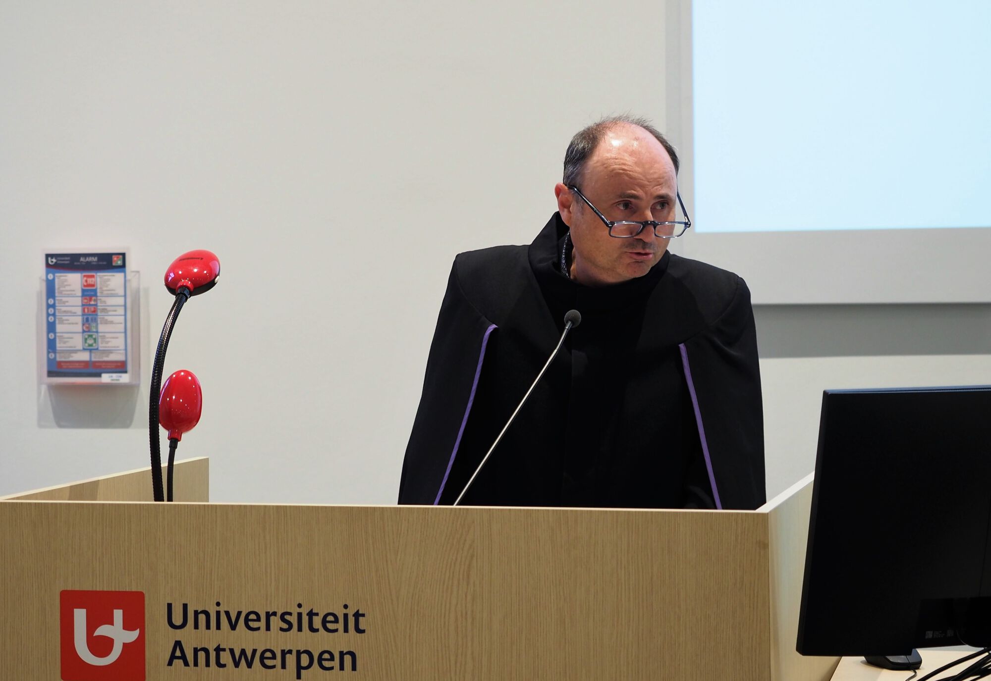 International Collen-Francqui Professor: Philippe De Wals