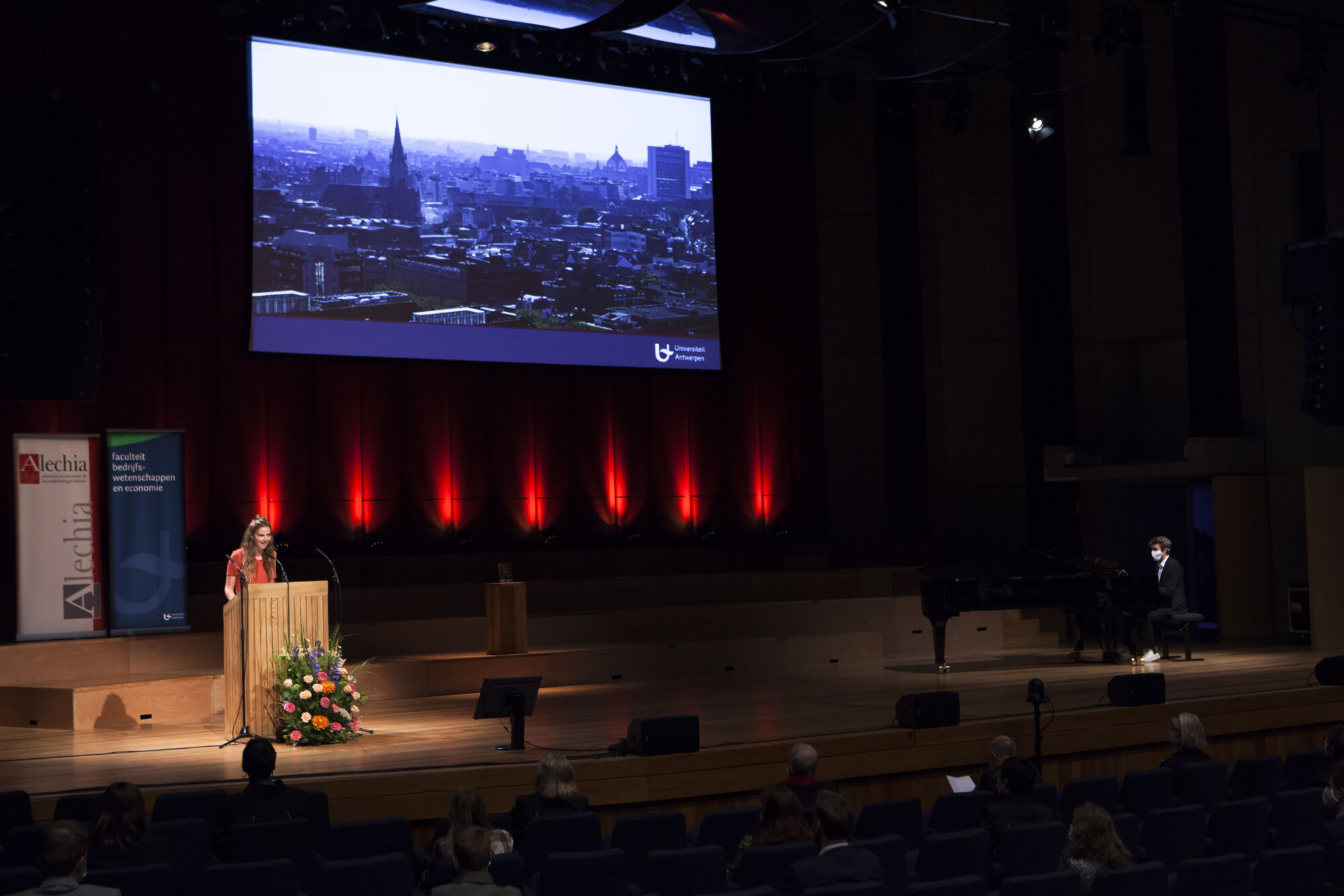Proclamatie Faculteit Bedrijfswetenschappen en Economie 2020 (sessie 1) (29)