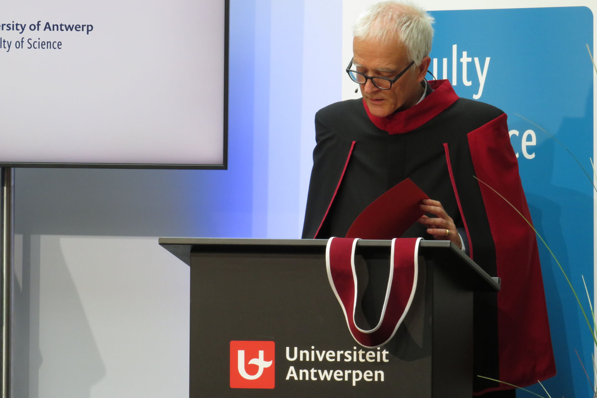 Eredoctoraat in de Wetenschappen 2023_02.JPG