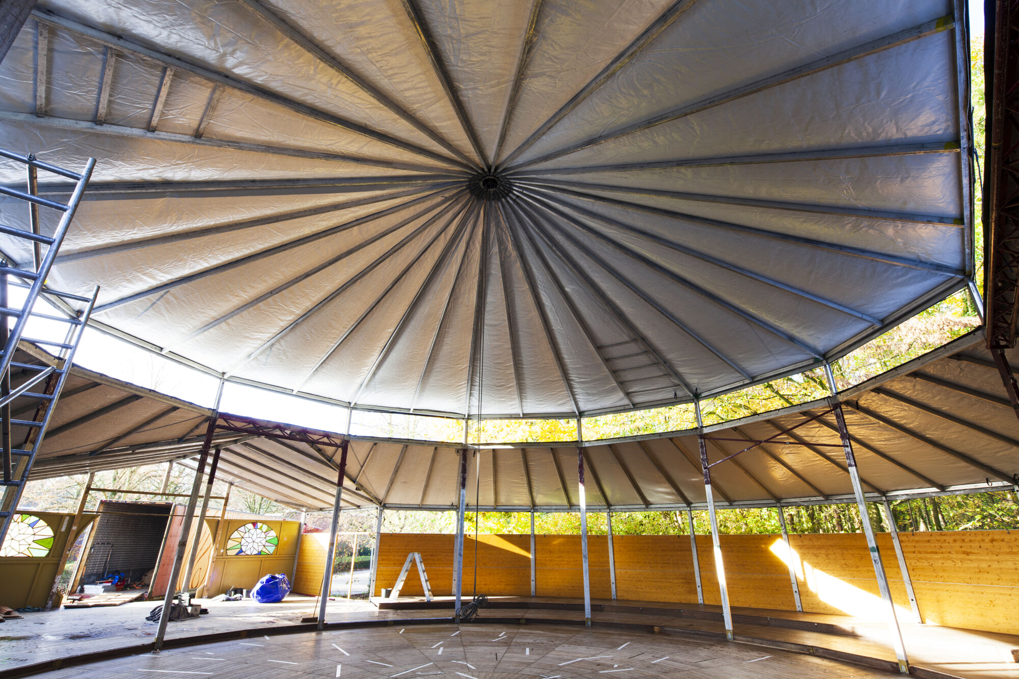 Spiegeltent Campus Drie Eiken