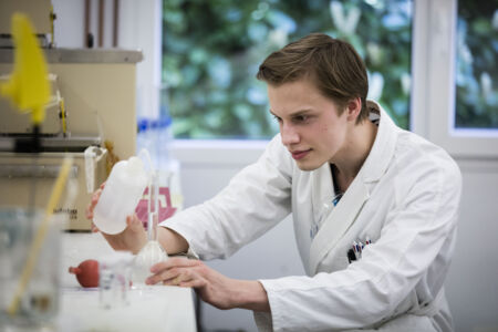 Industriële wetenschappen chemie en biochemie (21).jpg