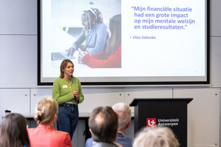 Info- en netwerkreceptie schenken en legateren aan UAntwerpen