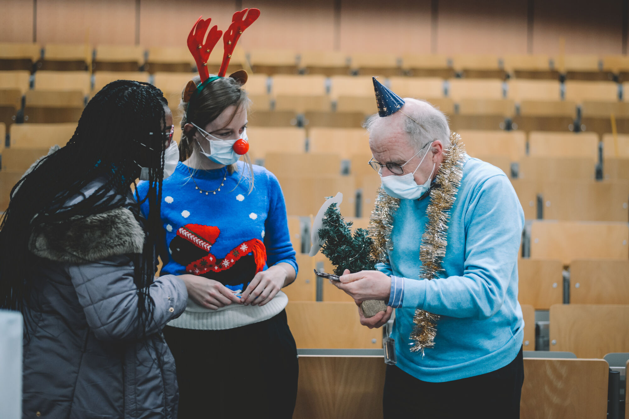 Christmas party international students FBE 2020 (24).jpg