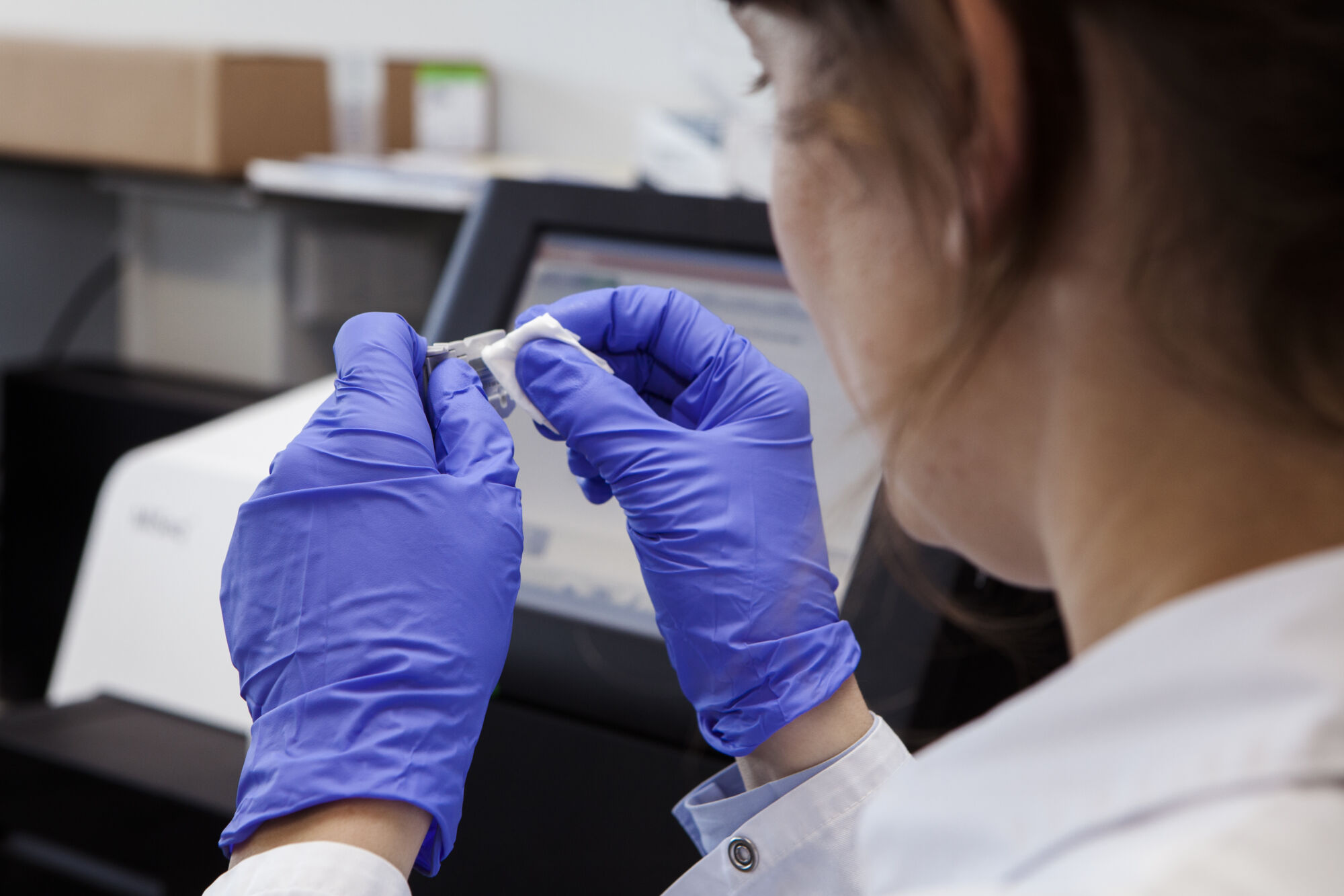 Laboratory of Medical Microbiology (33).jpg