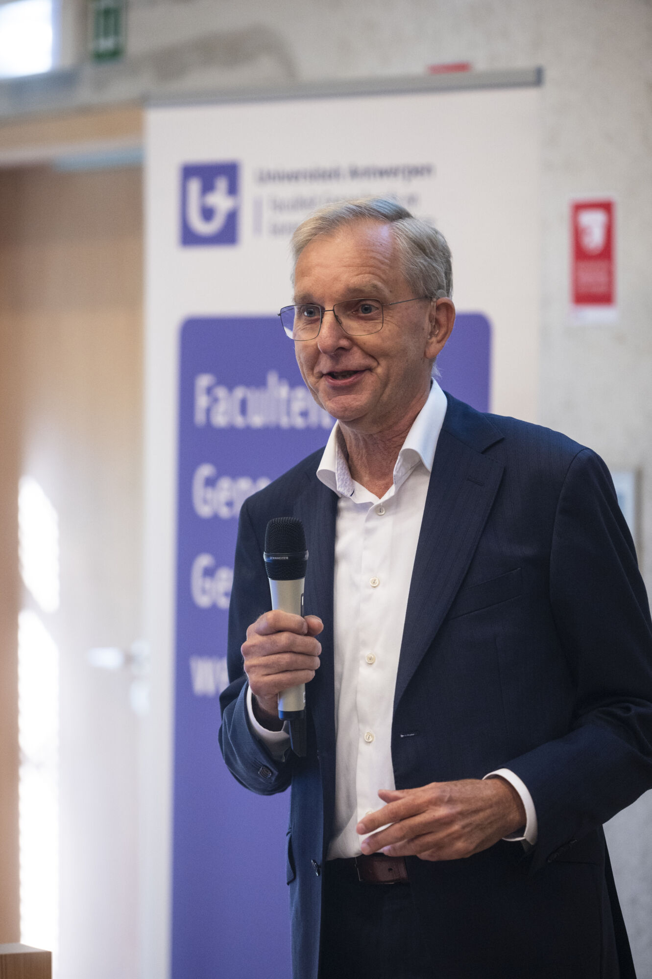 Emeritaat Peter Van Bogaert